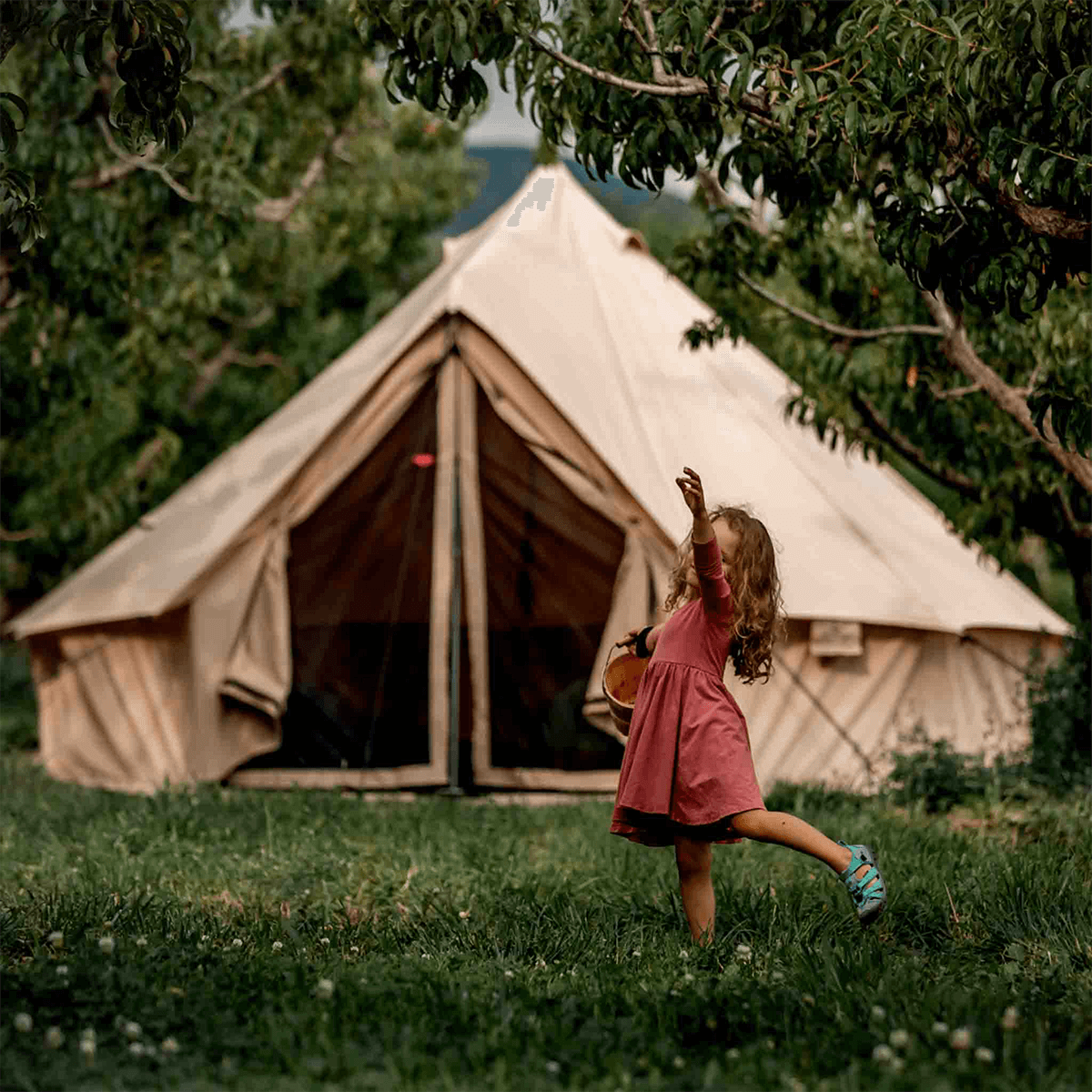 White Duck Outdoors - 16' Regatta Bell Tent