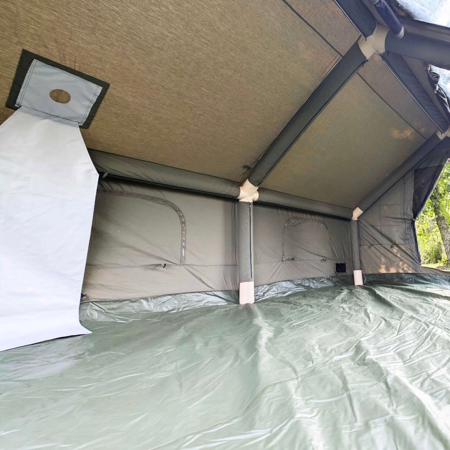 RBM Inflatable tent  Panda Large Forest Green for 2-6 person