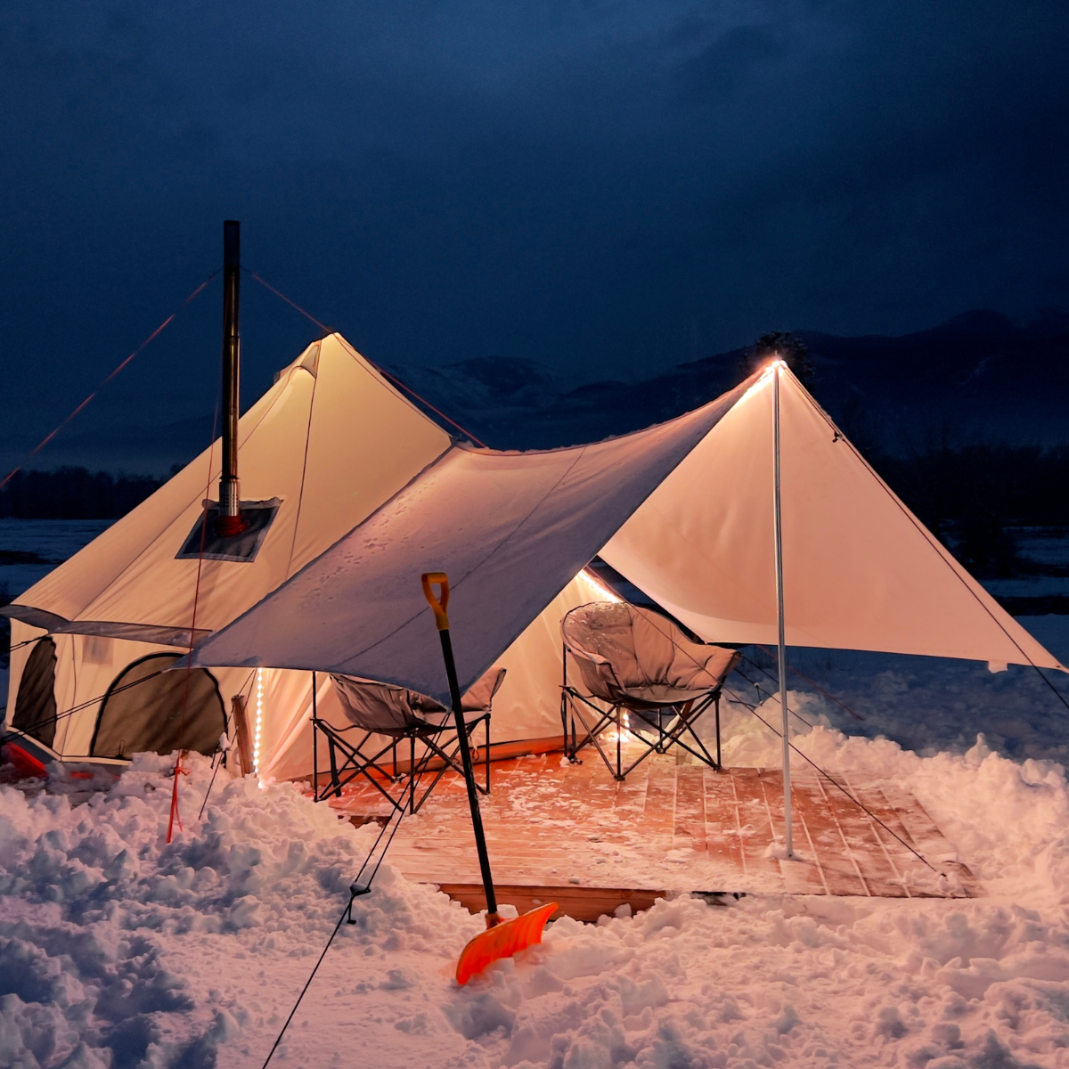 White Duck Outdoors - 16.5' Avalon Bell Tent