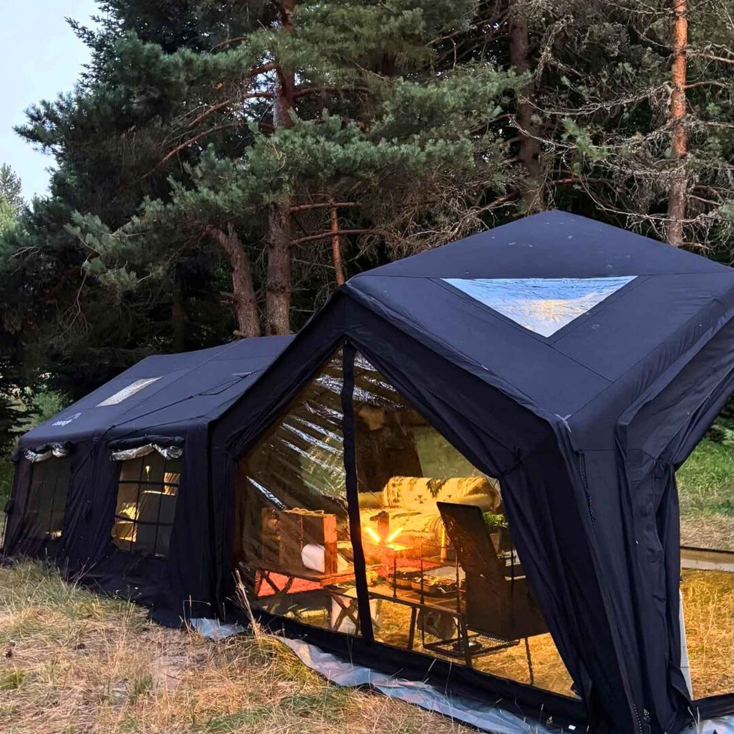 Black outdoor tent 