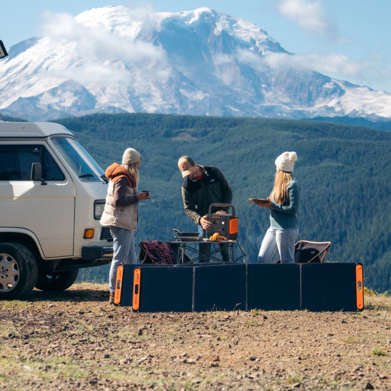 Jackery Explorer 2000 v2 Portable Power Station